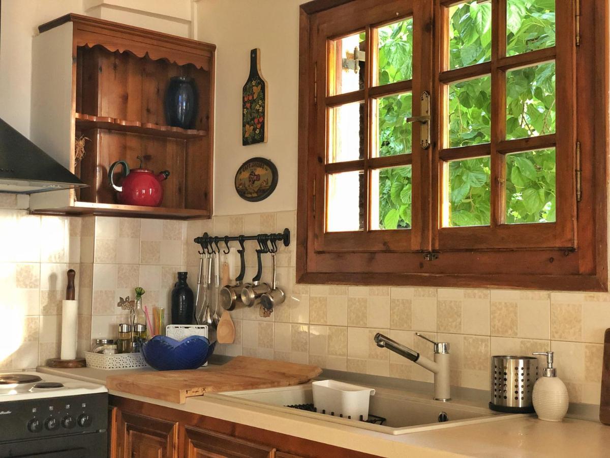 Gaia Guest House Kalamata Ngoại thất bức ảnh