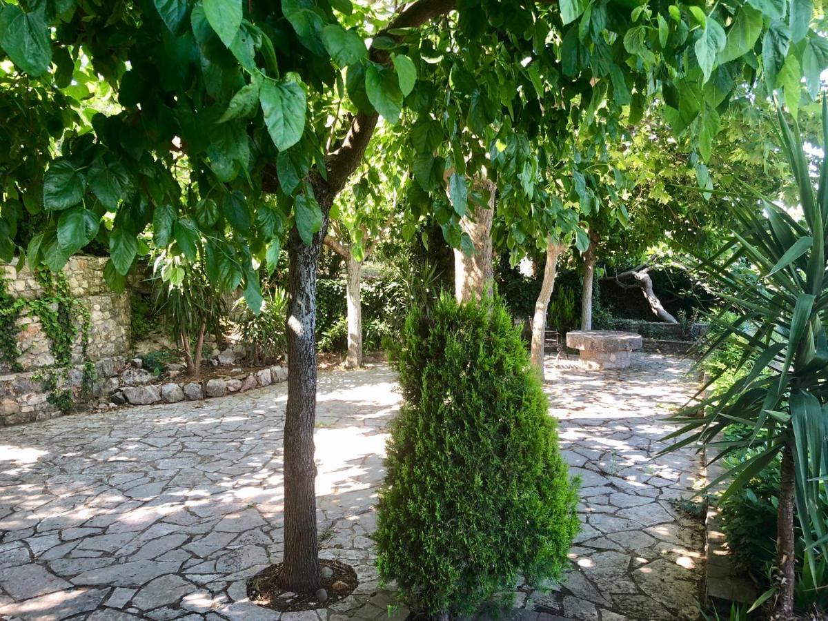 Gaia Guest House Kalamata Ngoại thất bức ảnh